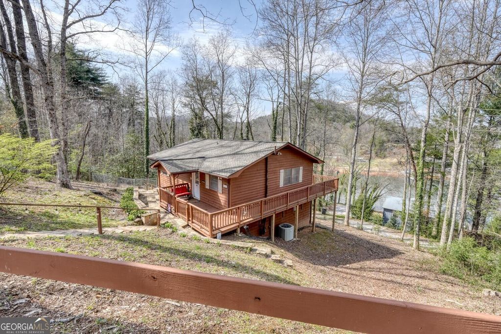 390 Bursey Road, Hiawassee, GA 30546