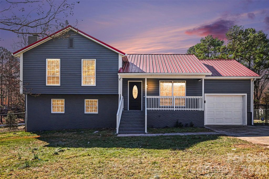 1901 Waverly Drive, Monroe, NC 28112