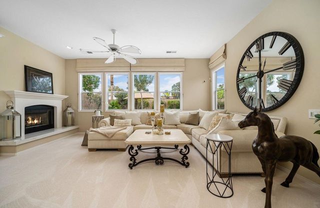 43309 Parkway Esplanade W, La Quinta, CA 92253