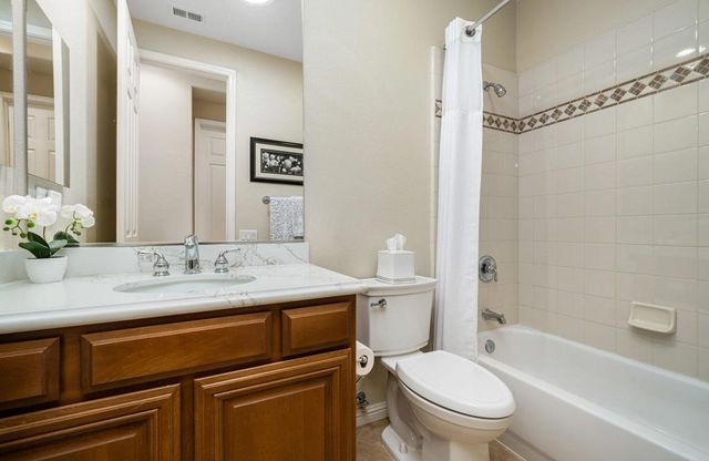 43309 Parkway Esplanade W, La Quinta, CA 92253