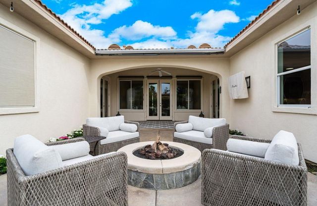 43309 Parkway Esplanade W, La Quinta, CA 92253