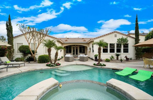 43309 Parkway Esplanade W, La Quinta, CA 92253