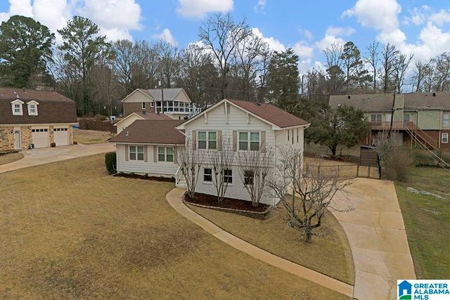 2404 JAMESTOWN DRIVE, Hoover, AL 35226