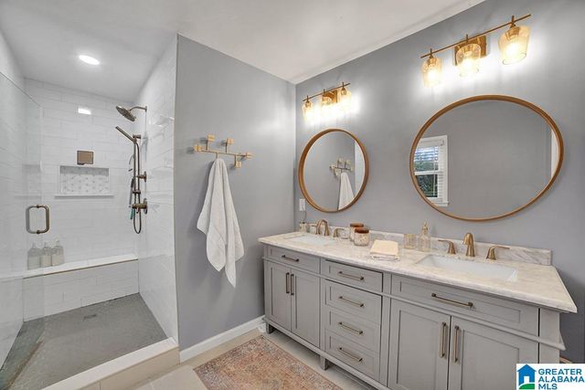 2404 JAMESTOWN DRIVE, Hoover, AL 35226