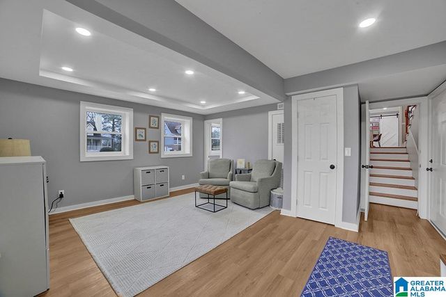 2404 JAMESTOWN DRIVE, Hoover, AL 35226