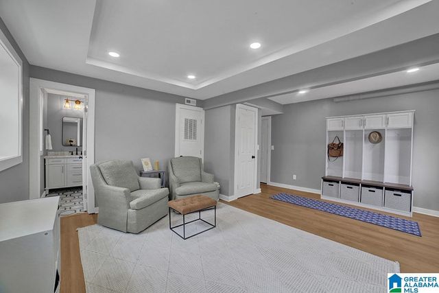 2404 JAMESTOWN DRIVE, Hoover, AL 35226