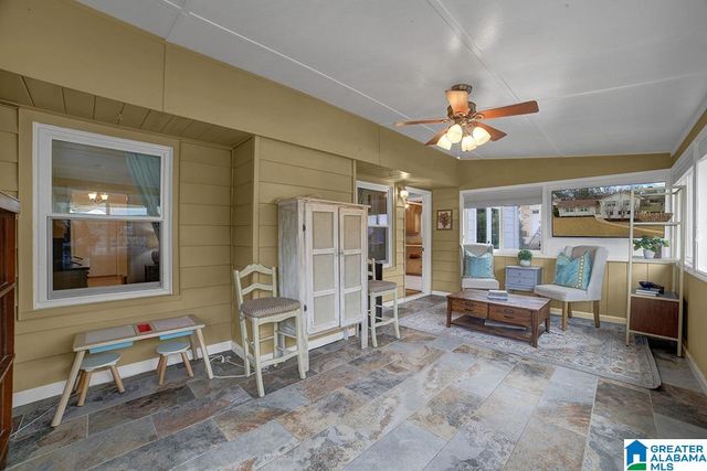 2404 JAMESTOWN DRIVE, Hoover, AL 35226