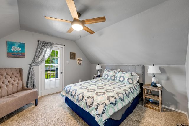 4479 Sunrise Dr, Chandler, TX 75758