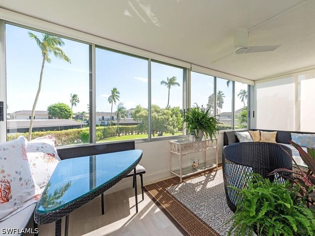 3410 Gulf Shore BLVD N 202, Naples, FL 34103