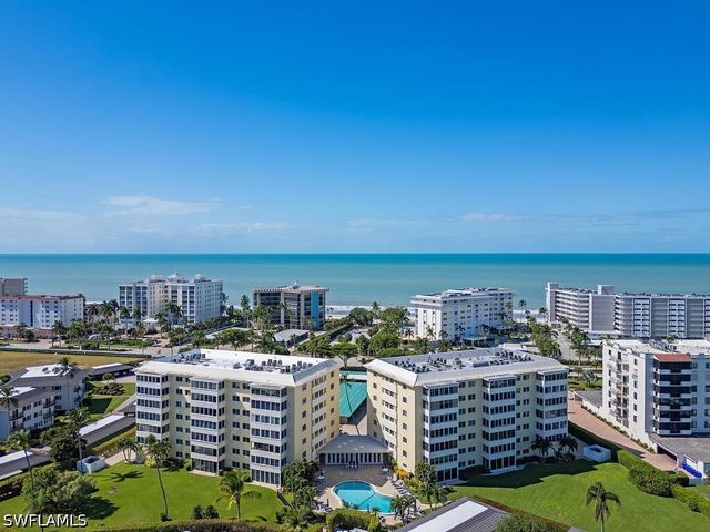 3410 Gulf Shore BLVD N 202, Naples, FL 34103