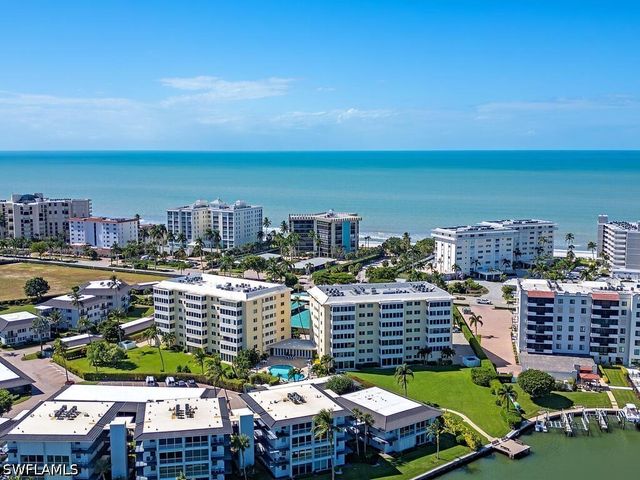 3410 Gulf Shore BLVD N 202, Naples, FL 34103