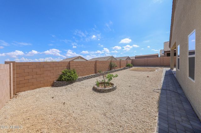 522 W WELDON Street, Vail, AZ 85641