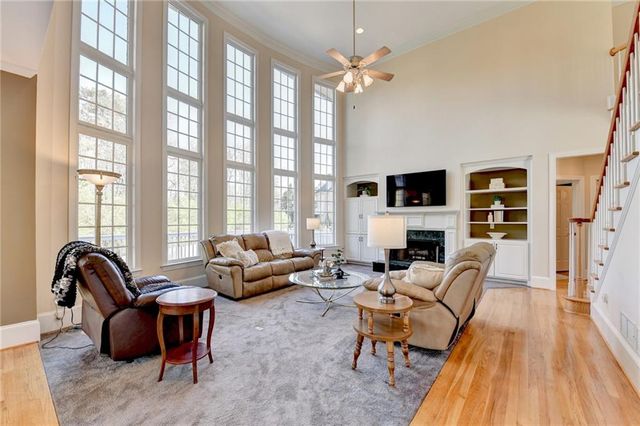 7640 Stratton Point, Suwanee, GA 30024