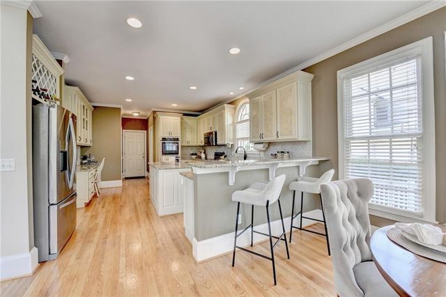 7640 Stratton Point, Suwanee, GA 30024