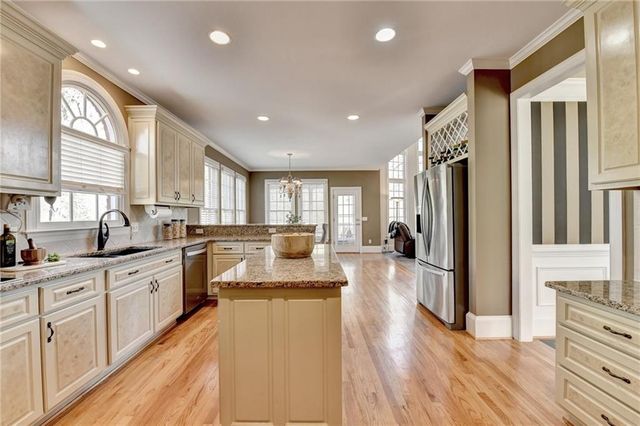 7640 Stratton Point, Suwanee, GA 30024