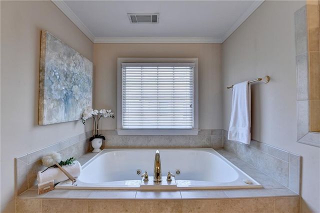 7640 Stratton Point, Suwanee, GA 30024