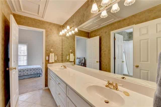 7640 Stratton Point, Suwanee, GA 30024