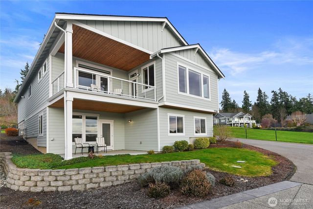 17588 Fjord Drive NE, Poulsbo, WA 98370