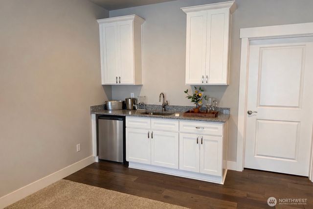 17588 Fjord Drive NE, Poulsbo, WA 98370