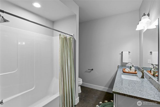 17588 Fjord Drive NE, Poulsbo, WA 98370