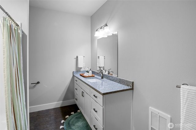 17588 Fjord Drive NE, Poulsbo, WA 98370