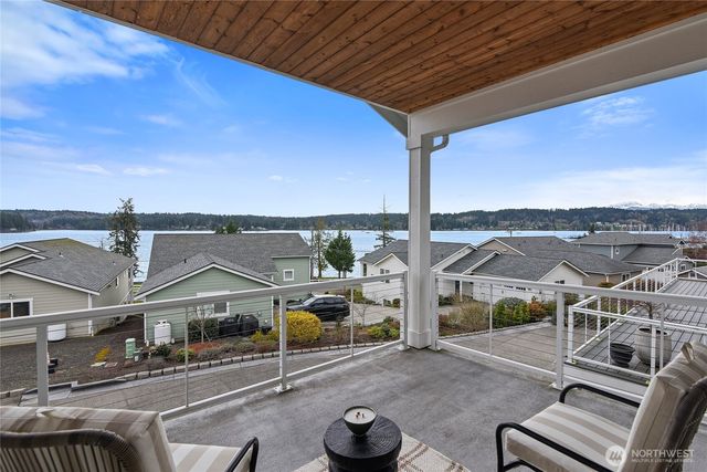 17588 Fjord Drive NE, Poulsbo, WA 98370