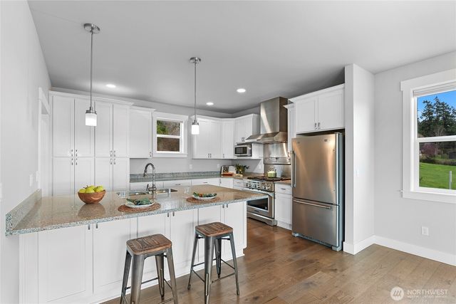 17588 Fjord Drive NE, Poulsbo, WA 98370