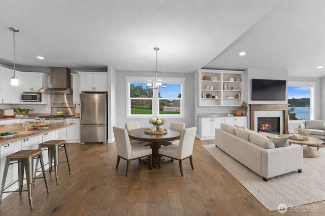 17588 Fjord Drive NE, Poulsbo, WA 98370