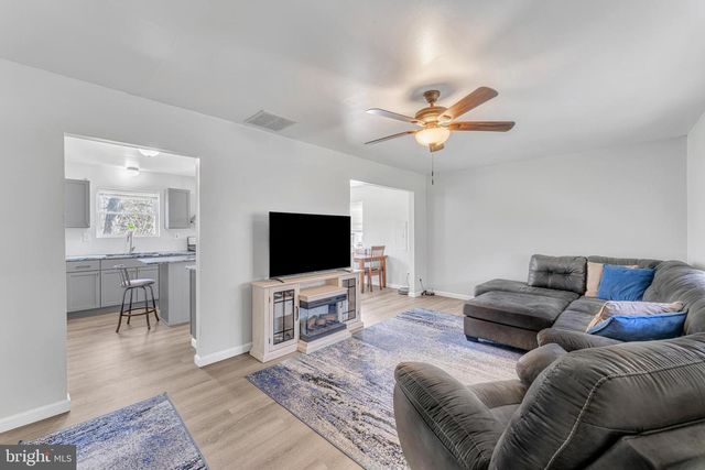 1919 CLAYTON WILLIAMSTOWN RD, Franklinville, NJ 08322
