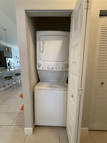 7815 NW 104th Ave 32, Doral, FL 33178