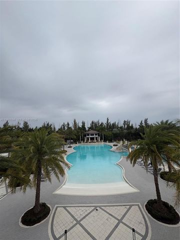 7815 NW 104th Ave 32, Doral, FL 33178