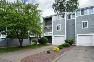 14 Old Mill Court 14, Simsbury, CT 06070