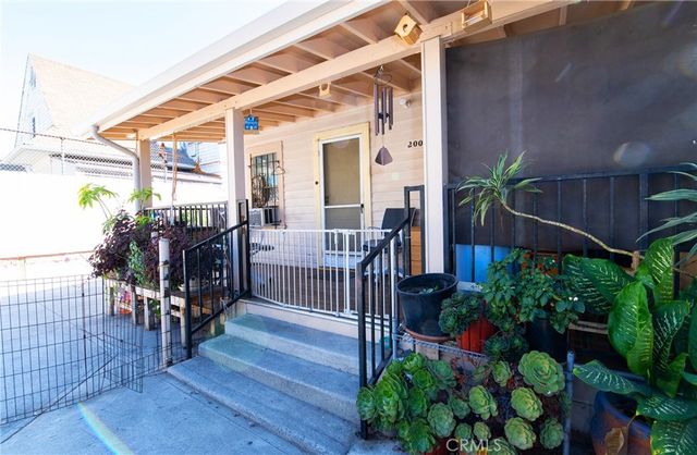 2006 12th 3, Los Angeles, CA 90006