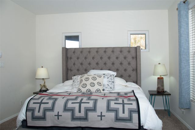 7000 Camino Rojo, Santa Fe, NM 87507