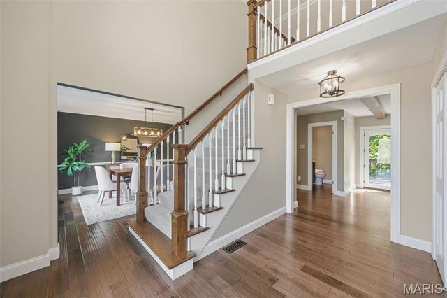 7290 Meramar Drive, St Louis, MO 63129
