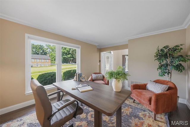 7290 Meramar Drive, St Louis, MO 63129