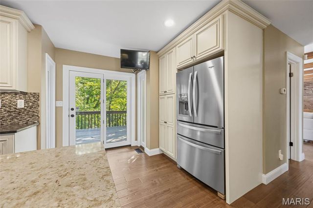 7290 Meramar Drive, St Louis, MO 63129