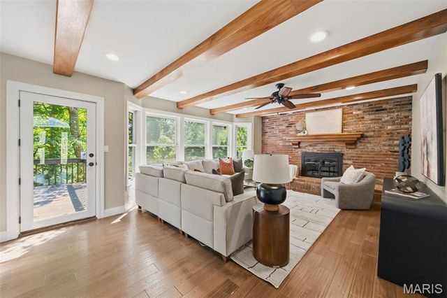7290 Meramar Drive, St Louis, MO 63129