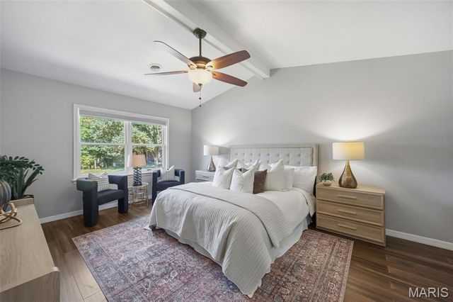 7290 Meramar Drive, St Louis, MO 63129