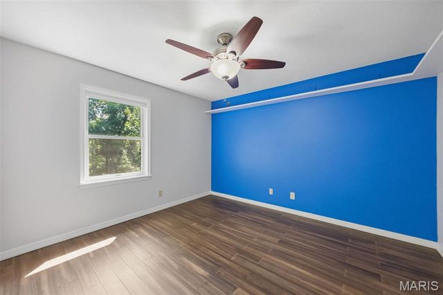 7290 Meramar Drive, St Louis, MO 63129