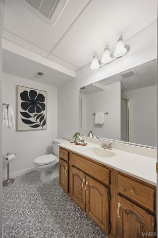 7290 Meramar Drive, St Louis, MO 63129