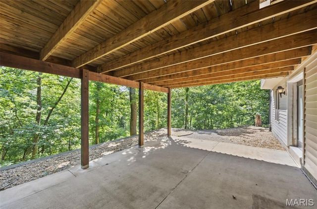 7290 Meramar Drive, St Louis, MO 63129