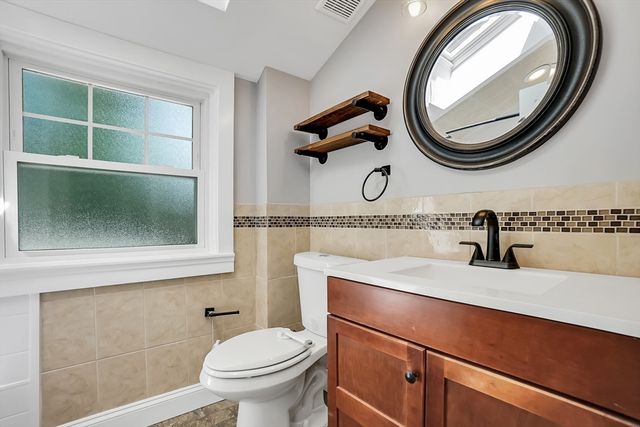 74 Rose Hill Way, Waltham, MA 02453