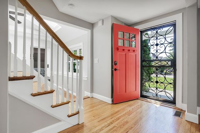 74 Rose Hill Way, Waltham, MA 02453