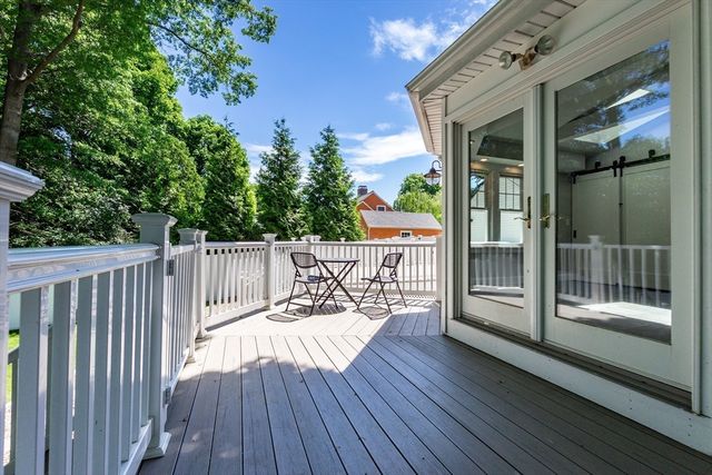74 Rose Hill Way, Waltham, MA 02453
