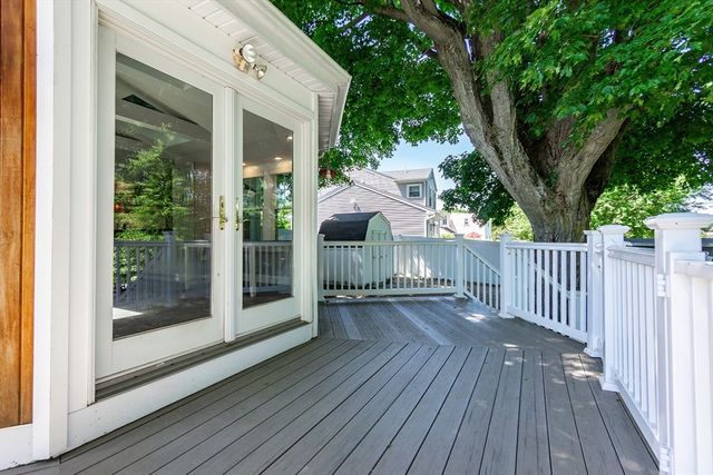 74 Rose Hill Way, Waltham, MA 02453