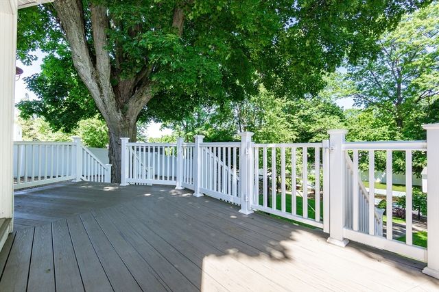 74 Rose Hill Way, Waltham, MA 02453
