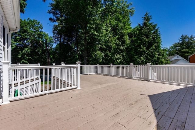 74 Rose Hill Way, Waltham, MA 02453
