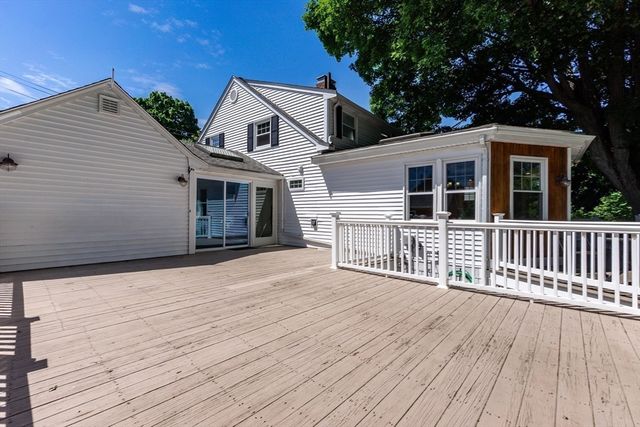74 Rose Hill Way, Waltham, MA 02453