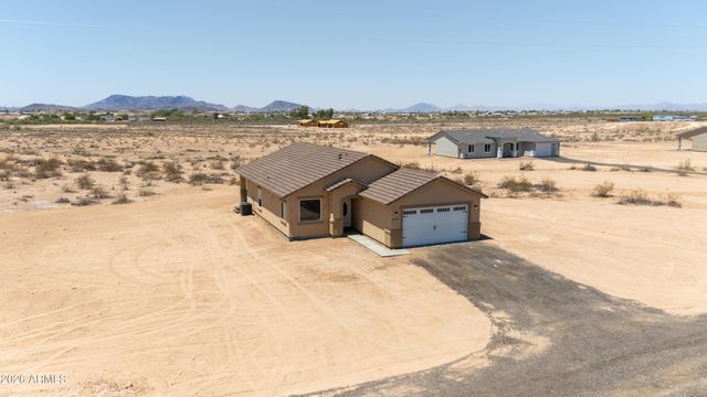 2682 S 358th Avenue, Tonopah, AZ 85354